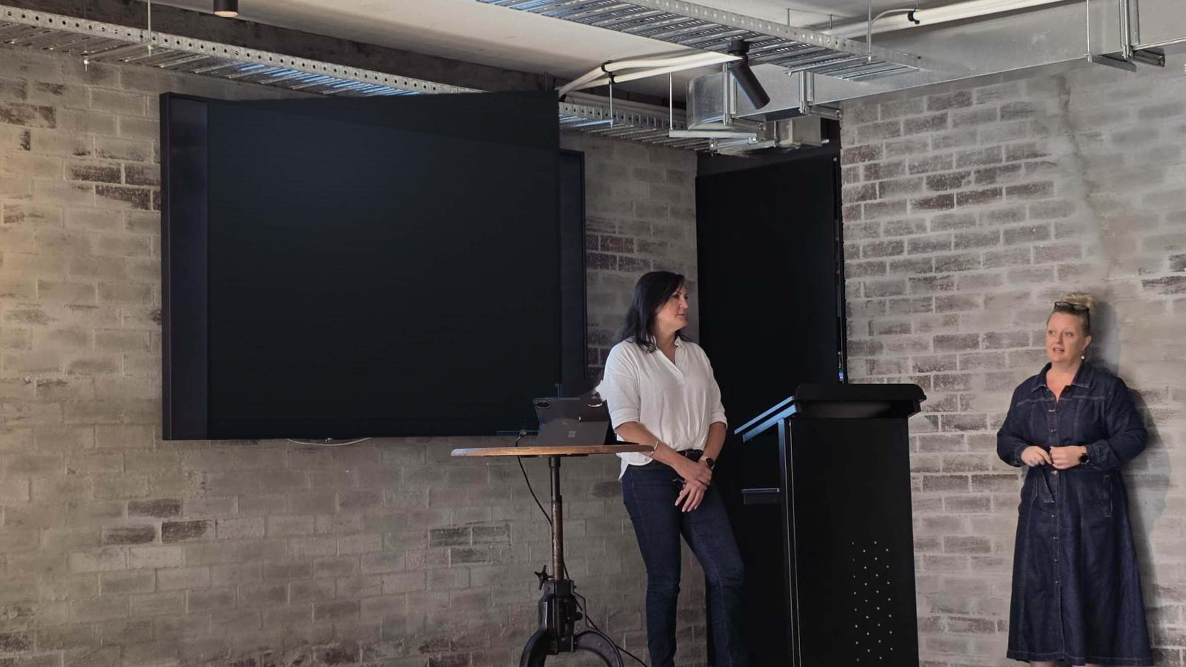 Presenter screen in the workshop